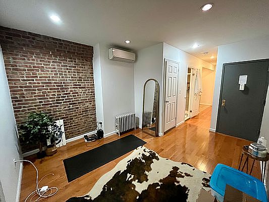 4th image of 192 Orchard St #2B