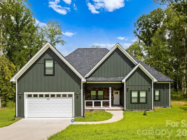 2002 Plain Field Dr, Bessemer City, NC 28016