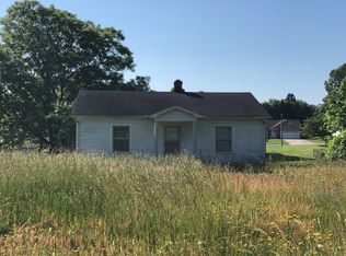 2462 23rd Street Dr NE, Hickory, NC 28601