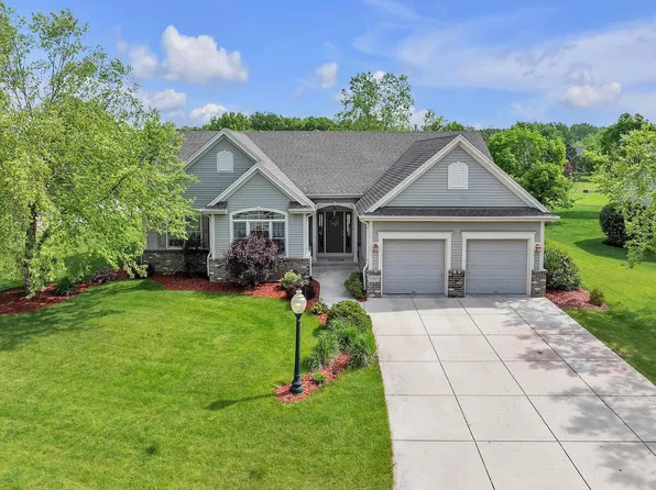8910 Red Hawk CIRCLE, Mount Pleasant, WI 53406