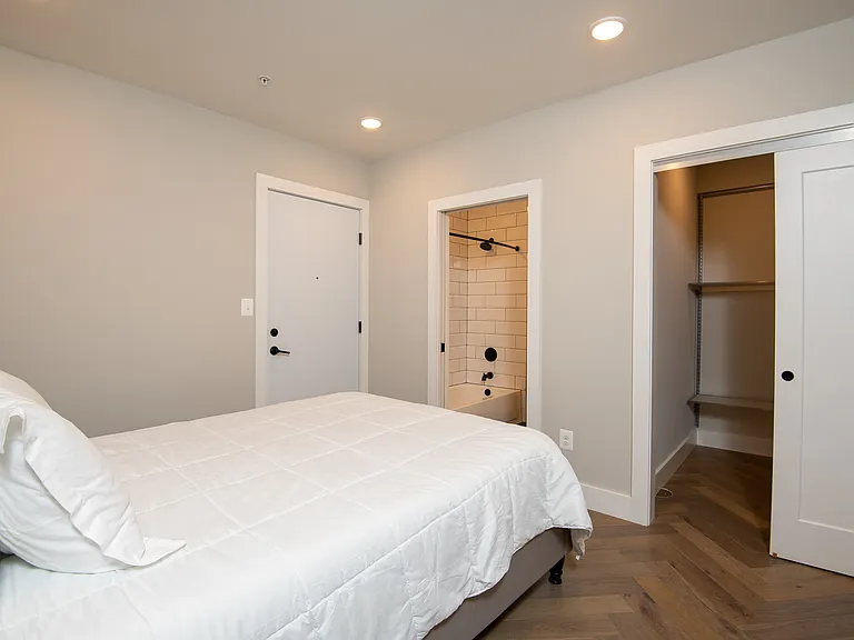 1457 Girard St NW #1 — Photo 11