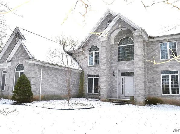 664 Ransom Rd, Grand Island, NY 14072