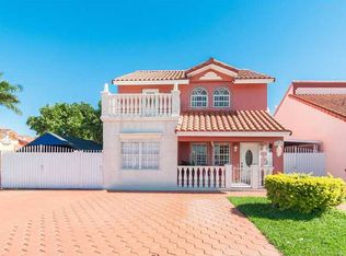 10841 NW 89th Ave, Hialeah Gardens, FL 33018