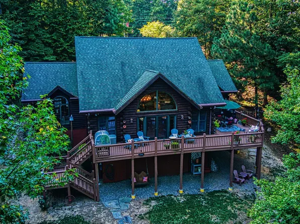 88 Colonial Dr, Montross, VA 22520