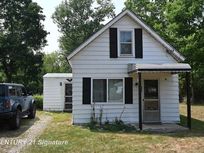 455 Deland Rd, Flushing, MI, 48433