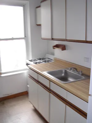 Rented by Kings Court Real Estate | media 17