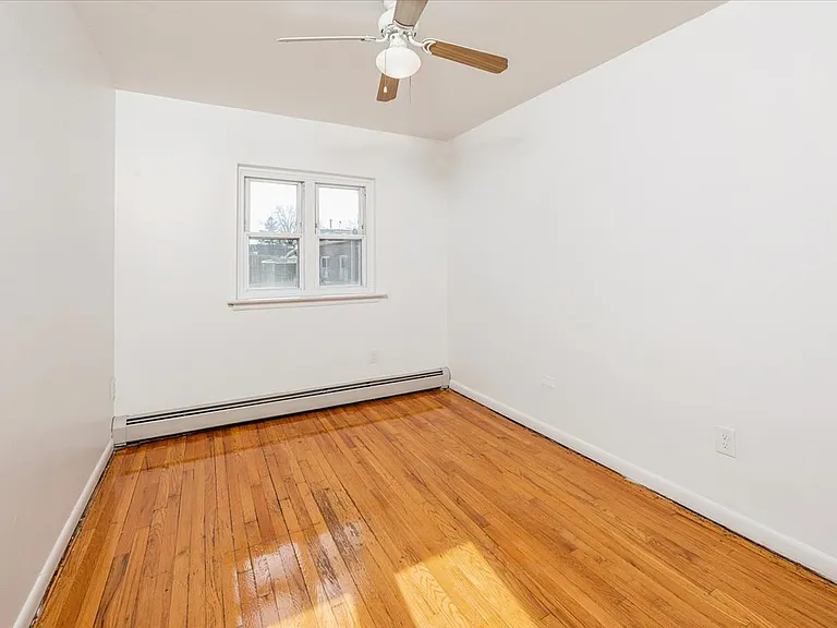 2852 Roberts Ave #2 — Photo 7