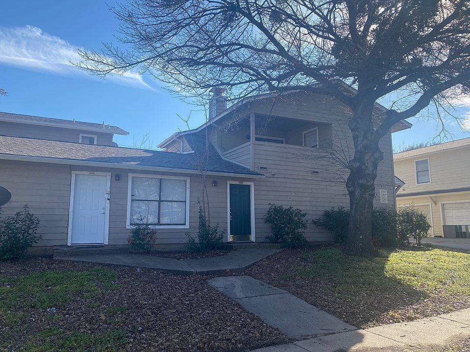 1st image of 2172 Knoll Crest Dr