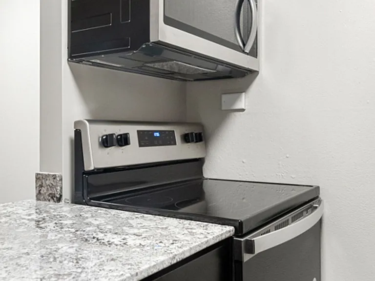Copper Stone Apartments — Photo 5