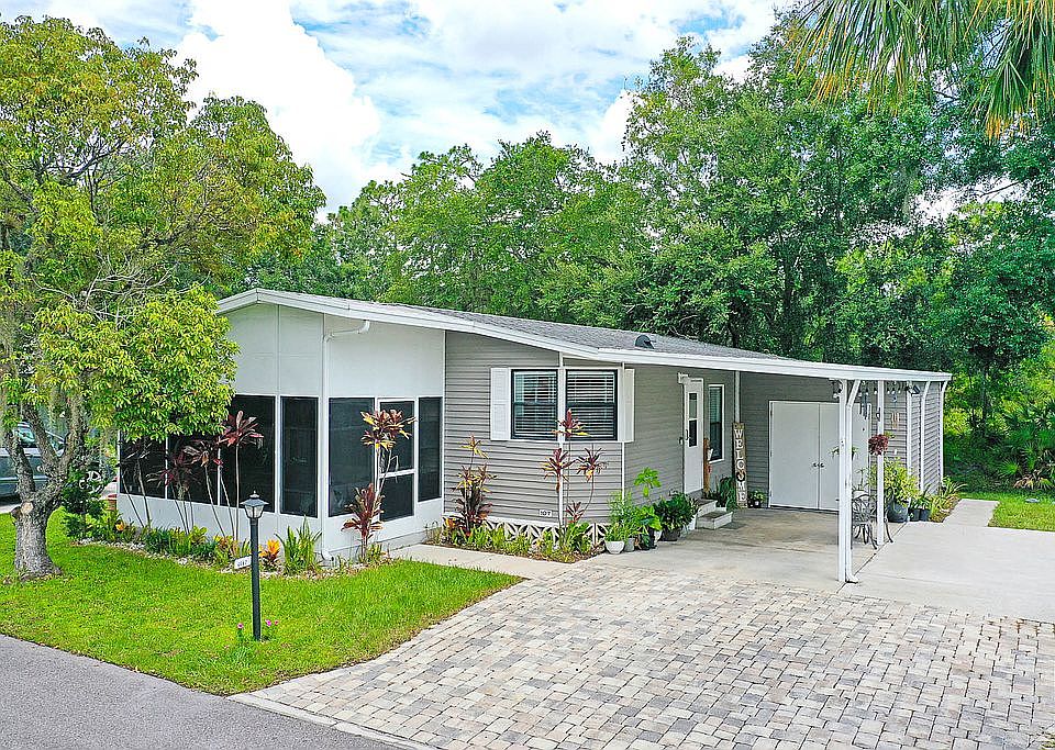  2 Bedroom 2 baths Home 