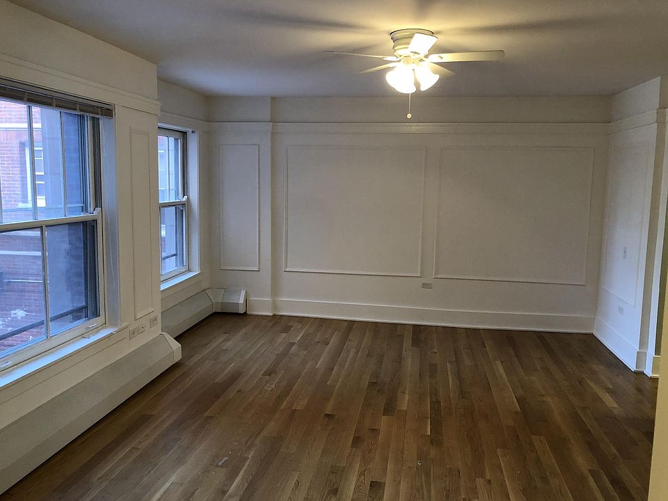 1st image of 4526 N Malden St #120
