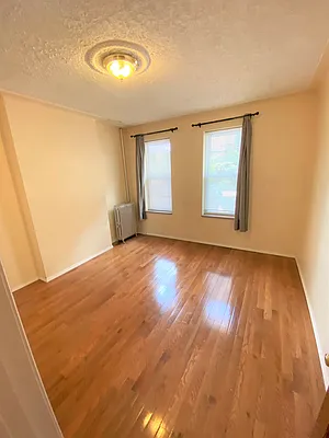 Rented by Rizos Realty Corp | media 7
