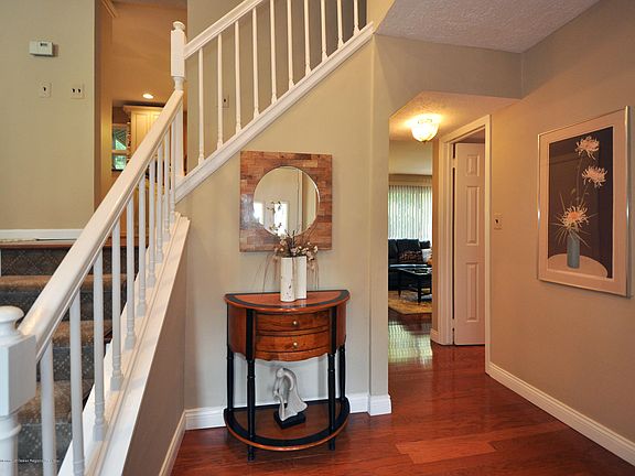 4th image of 20 Woodland Cir