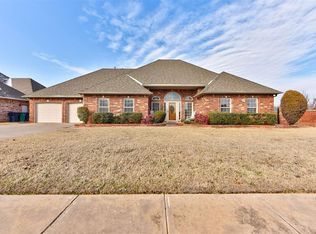 10901 Wineview Dr, Oklahoma City, OK 73170