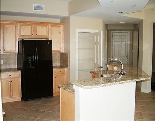 5th image of 10520 Amberjack Way #B9