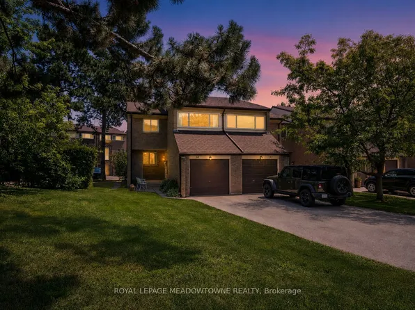 661 Childs Dr #58, Milton, ON L9T 3V7