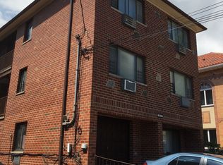 5600 136th St #2FL, Flushing, NY 11355