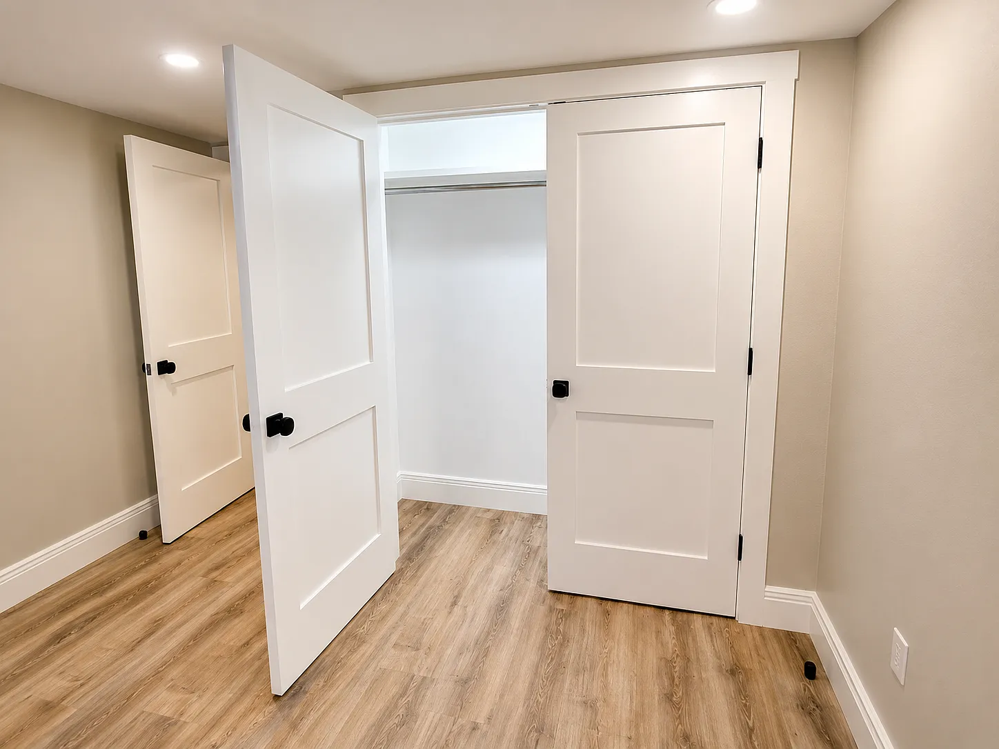 2 bed, 1100 sqft, $3,000 — Photo 4