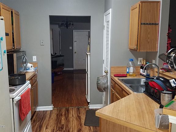 3rd image of 12352 N Sondra Cove Trl