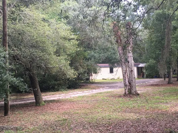 15359 SE 175th St, Weirsdale, FL 32195
