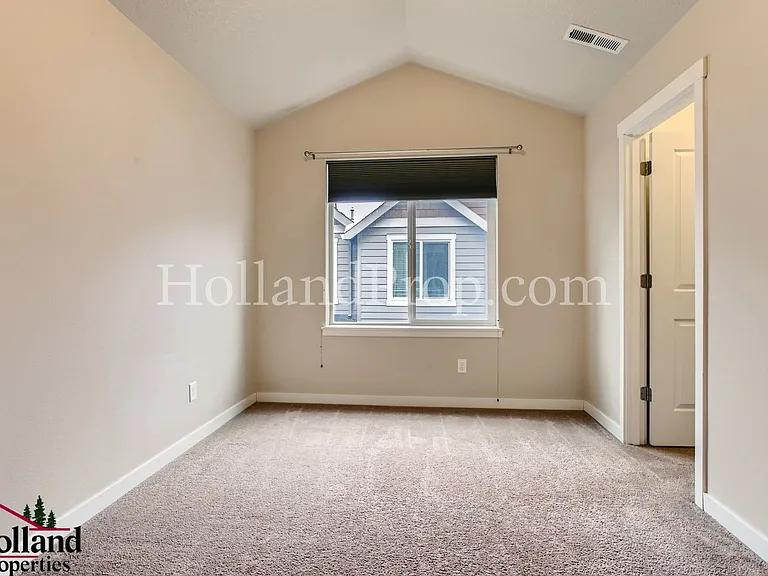 3119 NE Weeping Willow Way — Photo 18