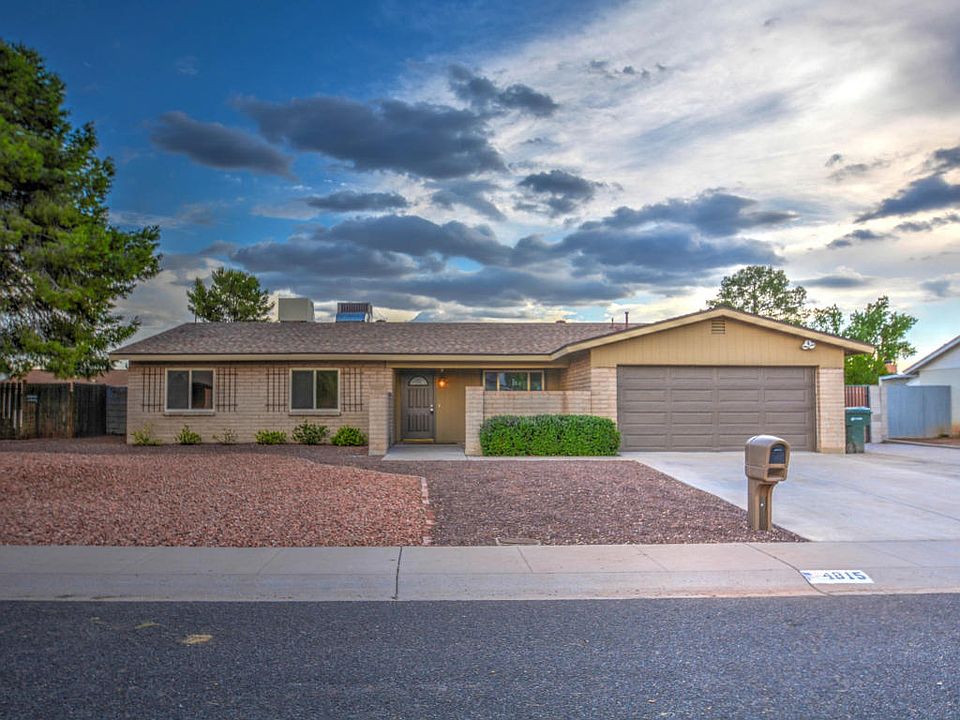 1st image of 4815 W Larkspur Dr