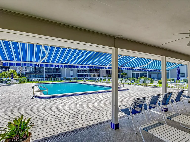 755 Saturn St #G202 — Photo 13
