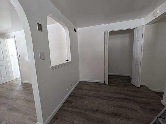 2nd image of 8 Gordon St Floor 1