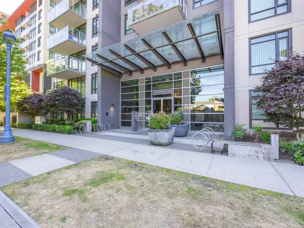7328 Gollner Ave #609, Richmond, BC V6Y 0H7