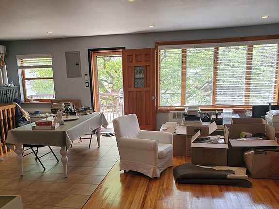 4th image of 2600 E 64th St #2