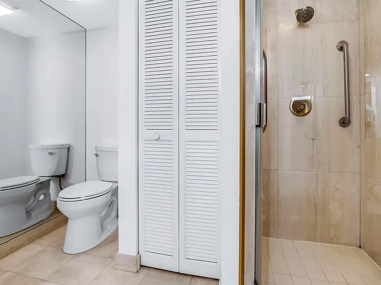 4201 N Ocean Blvd #203 — Photo 45