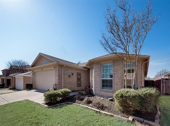3rd image of 112 Pagoda Dr