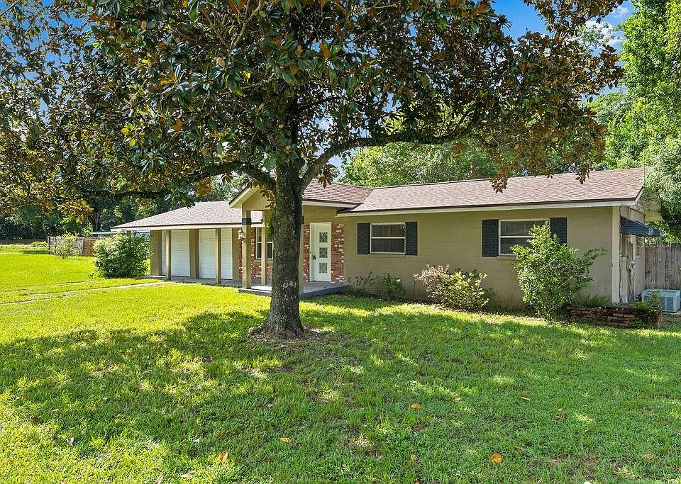 1st image of 2821 Brantley Hills Ct