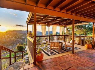 1219 Arnold Way, Alpine, CA 91901