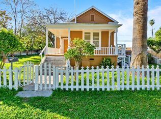317 E Ivy St, Hanford, CA 93230