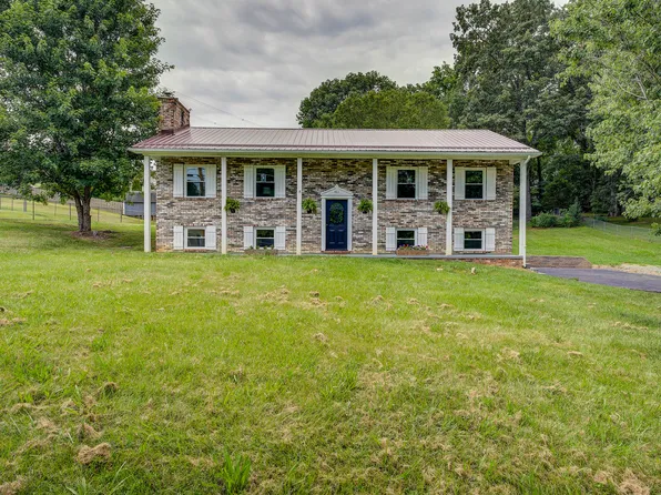 461 Oak Grove Rd, Gray, TN 37615