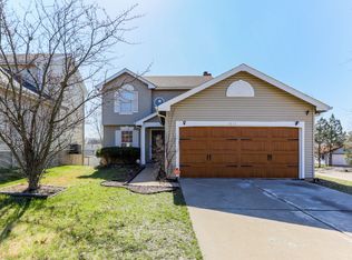 4823 Persimmon Bend Ln, Florissant, MO 63033