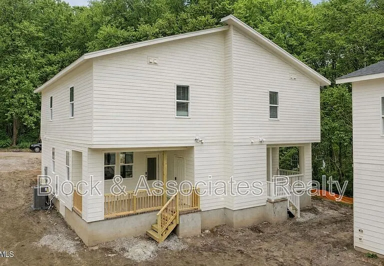 2811 Wilcox Pl #101 — Photo 20
