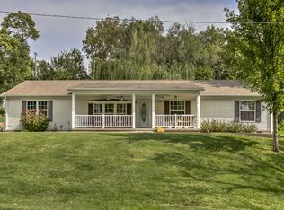 3725 Ditzler Ave, Kansas City, MO 64133