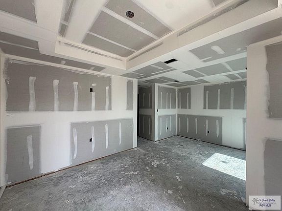 4th image of 5609 King St #159
