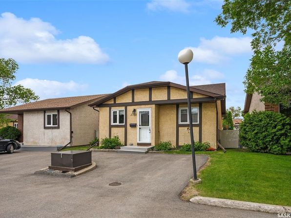 2711 Meadow LANE E, Regina, SK S4V 1L7