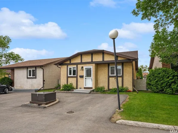 2711 Meadow LANE E, Regina, SK S4V 1L7