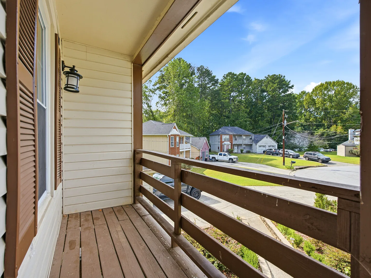 4 bed, 2.5 bath, 2126 sqft, $2,495 — Photo 3