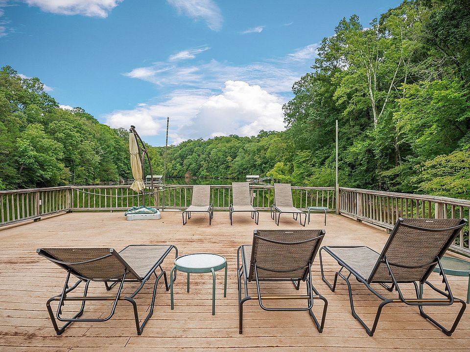 16th image of this home