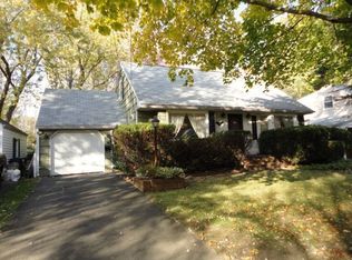 126 Huntington Ct, Hamburg, NY 14075