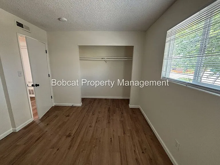 1501 N Edmonds Dr #A — Photo 14