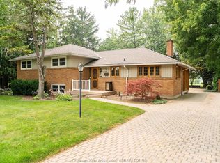 15 Detroit Dr, Chatham Kent, ON N7M2M2