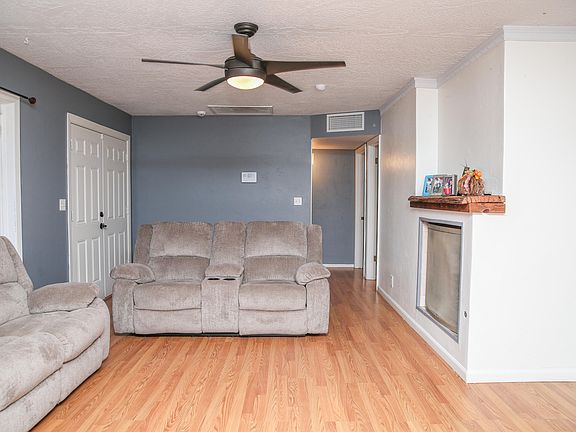 3rd image of 4603 E Horseshoe Ln