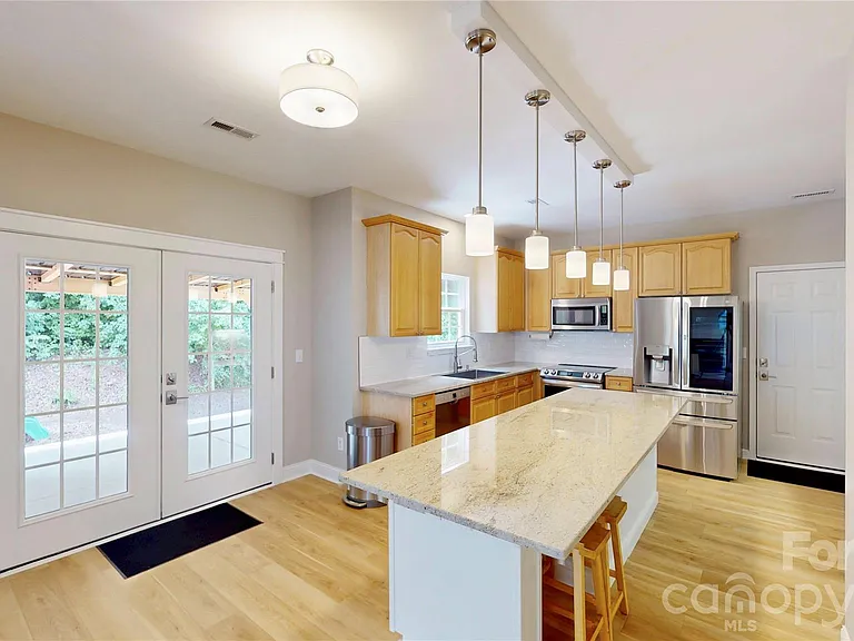 107 Stonemason Ct — Photo 10