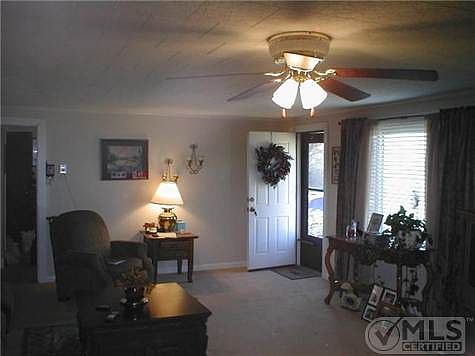 3rd image of 5587 Highway 70 W